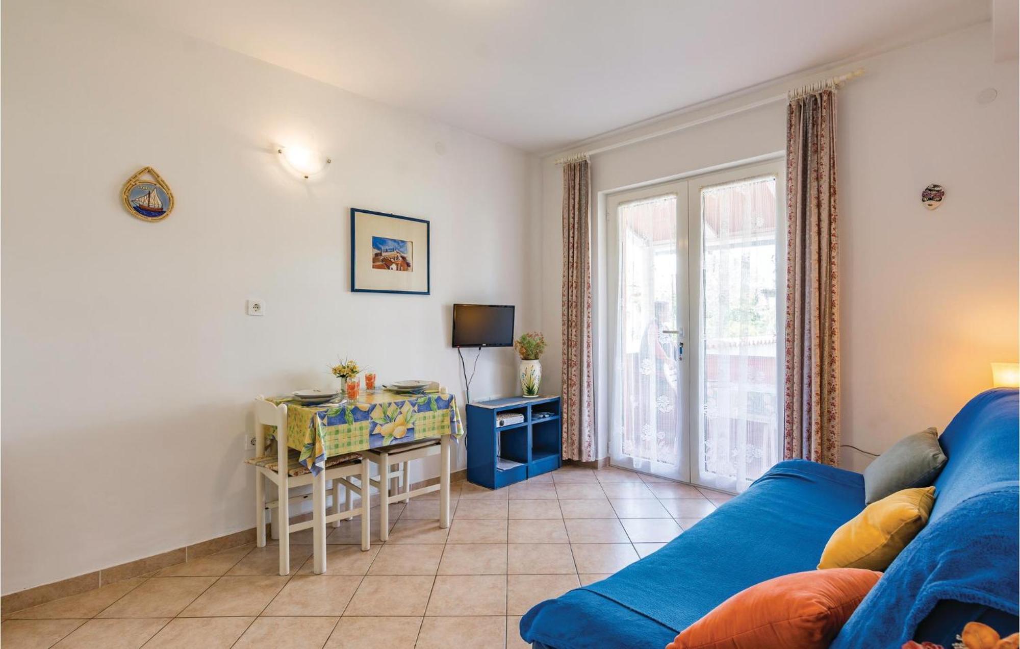 1 Bedroom Lovely Apartment In Rovinj Exterior foto
